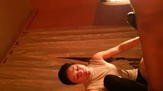 Сонирхогчдын эмэгтэй clit fucked нь strapon