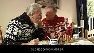 Дотно кастинг хийхдээ Агентийг хуурч, tit дээр шүршиж байв
