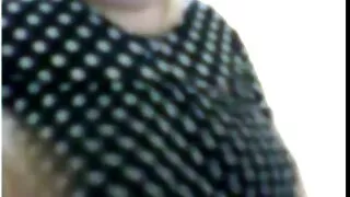 Том оффис дээр охин биеийг нь харуулсан бөгөөд fucked