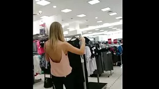 Сайхан нүдтэй Cutie нь эелдэг хайрыг бий болгодог