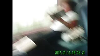 Тачаангуй эмэгтэй өөр хэн нэгэнд бууж өгөөд харамссангүй